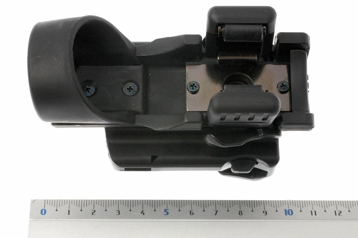 ESP LHU-04 Taktisches Taschenlampenholster 11 ESP LHU-04 Taktisches Taschenlampenholster – Bild 9