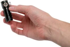 Fenix E18R Aufladbare LED-Taschenlampe -Nitecor Outdoor Geschaft FEE18R 07 fenix